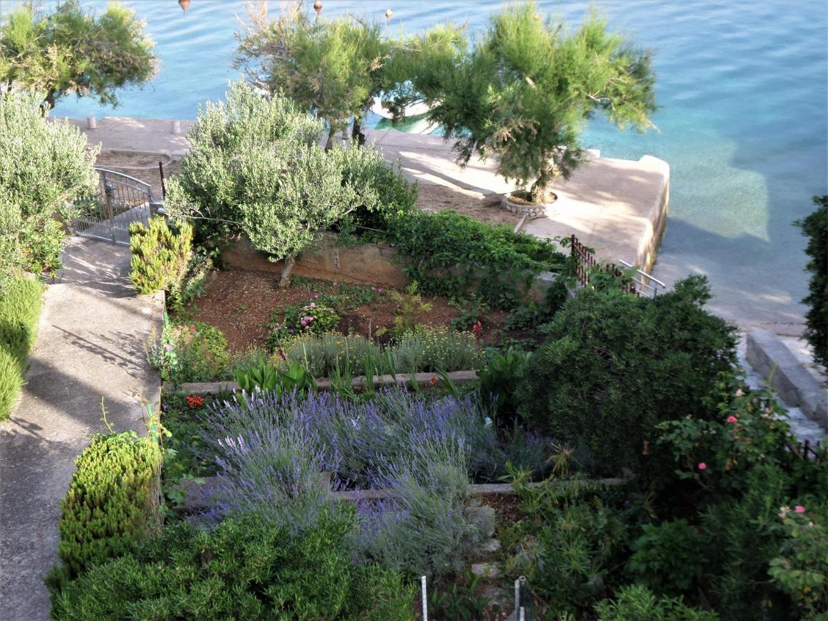 Apartman Relax Eco Zaboric Exterior foto